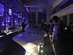 -OZONE 顶楼酒吧(香港丽思卡尔顿酒店)