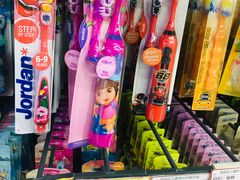 -综合保税区进口商品直销中心(新百店)