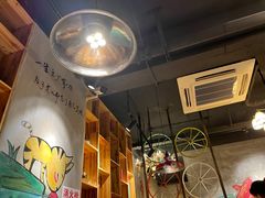 -小小河边鱼(天润城店)