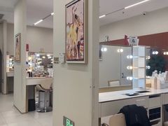 -HIMO海马体照相馆(上海华润CP静安店)