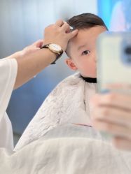 -PE SALON