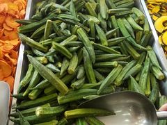 -鑫忆品香炒货(西五路店)