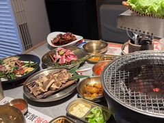 -草家酱蟹炭火烤肉店(珲春南路一店)