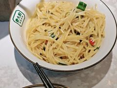 -费大厨辣椒炒肉(黄兴中心广场店)