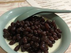 阿安酸奶+秘制红豆-阿安甜品(五一街店)