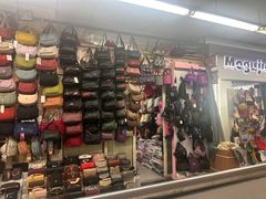 -城隍庙小礼品市场(福佑商厦福佑路店)