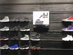 -NIKE KICKS LOUNGE体验店(北京新中关店)