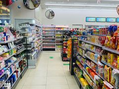 -全家便利店(沪太路三店)