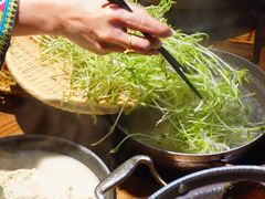 -吃饭皇帝大土家民族菜(正大广场店)