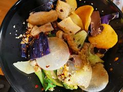 -阿上阿上麻辣香锅&麻辣烫(朝阳蓝色港湾店)