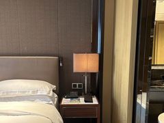 -中山利和希尔顿酒店