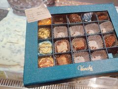 -VENCHI 闻绮(北京汉光店)
