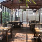 四面皆景,适合情侣、闺蜜聚会。我们点的套餐,搭配合理