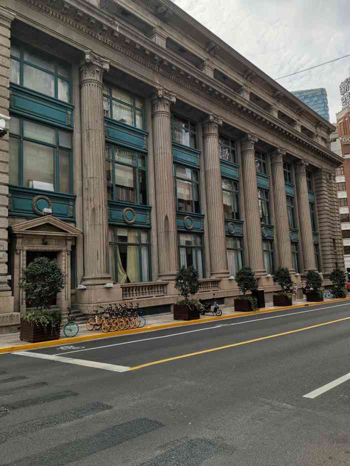 上海邮政大楼-"苏州河,乍浦路桥至四川路桥这段,现在修缮.