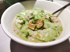 丝瓜焖蚌壳肉-费大厨辣椒炒肉(黄兴中心广场店)