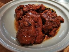 葱烧大排-鱼食饭稻·苏浙土菜17年老馆子(平江路店)