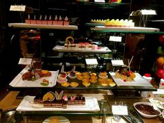 -荣誉国际酒店-云顶旋转餐厅