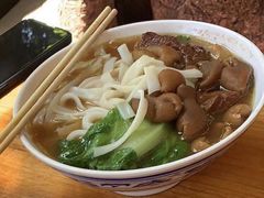牛腩猪肠河粉-珍珍小食店(西华路店)