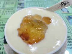 获奖凤凰椰子桃胶雪燕糊-玉椰林甜品店(创始店)