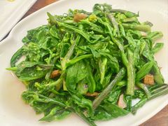 比目鱼干炒芥兰-四海之家(蛇口店)