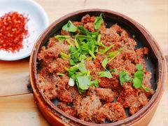 粉蒸牛肉-谢老五跷脚牛肉·非遗传承店