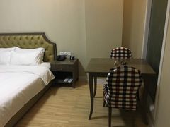 -上寓酒店公寓(原皇室堡酒店公寓)