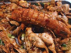 一锹海鲜-冰城小镇音乐串吧·聚会餐厅(百子湾店)