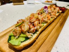 小龙虾独木舟-Toris(LuOne凯德晶萃广场店)