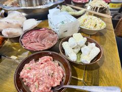 -正南齊北重庆老火锅(光华村直营店)