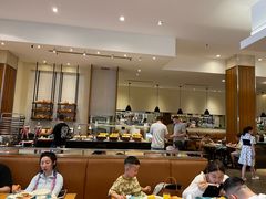 -亚龙湾希尔顿自助餐厅·海鲜·烧烤·沙滩BBQ·现场乐队