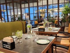 -渔语鱼新川菜Bistro(万象天地店)