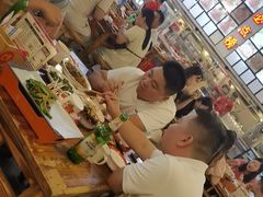 -冶建镜子·老南昌大排档·江西虾王(总店)