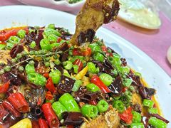 干烧耗儿鱼-洪霞餐馆