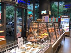 面包甜点陈列柜-巴黎贝甜(杨浦宝地店)