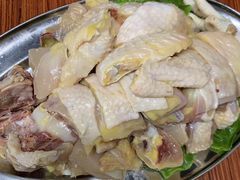 连州果园鸡-威邵鸡煲(西华路总店)