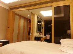 android_upload_pic-兰州皇冠假日酒店