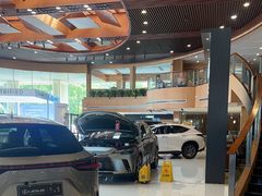 -上海东昌雷克萨斯(沪南路店)
