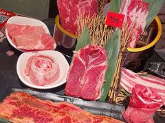 -青瓦炭韩潮烤肉(花园道店)