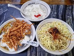 -小谭豆花(西大街店)