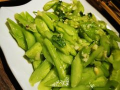-喝丢一只鞋辣炒海鲜小烧烤(三八广场店)