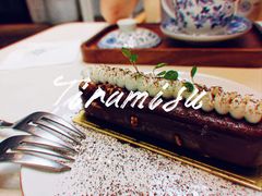 -Huii cafe&bar 绘咖啡(U37店)