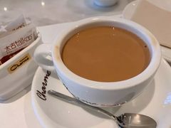 -港丽餐厅(高德置地店)