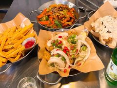 酱油炸鸡-富乐满韩国正宗炸鸡韩国料理(虹泉路店)