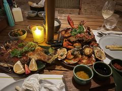 -三亚艾迪逊酒店·海滩烧烤 BARBACOA·现场乐队·浪漫晚餐·烧烤海鲜
