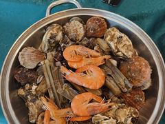 -今鲜源酒店·海鲜锅贴青岛菜(新湛路店)