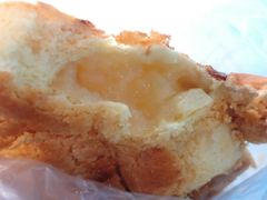 黄金菠萝包-圣安娜饼屋(信和广场店)