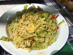 -马路牙子地桌烤肉(工体店)