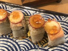 火炙丘比三文鱼寿司-沼津港渔市(宏伊国际广场店)