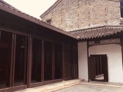 -何园