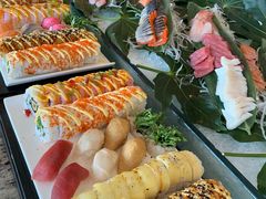 -怡豪大饭店·银顶旋转餐厅